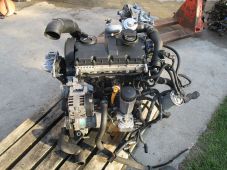 Контрактный двигатель б/у на FORD Galaxy I ANU 1.9 Дизель, арт. 3386453 Контрактный двигатель б/у на FORD Galaxy I ANU 1.9 Дизель, арт. 3386453