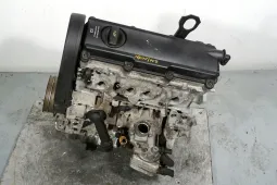 Двигатель б/у к Audi A4 (B7) ALZ 1,6 Бензин контрактный, арт. 702AD Двигатель б/у к Audi A4 (B7) ALZ 1,6 Бензин контрактный, арт. 702AD