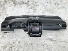 Панель передняя салона (торпедо) бу к Toyota Camry XV50 2.5 бензин Панель передняя салона (торпедо) бу к Toyota Camry XV50 2.5 бензин